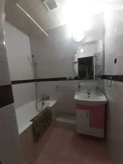 1-комн. квартира, 4 этаж, 49 м², Сомони
