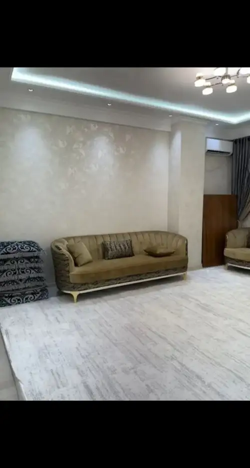 2-комн. квартира, 14 этаж, 80 м², Исмоили Сомони — миниатюра 1