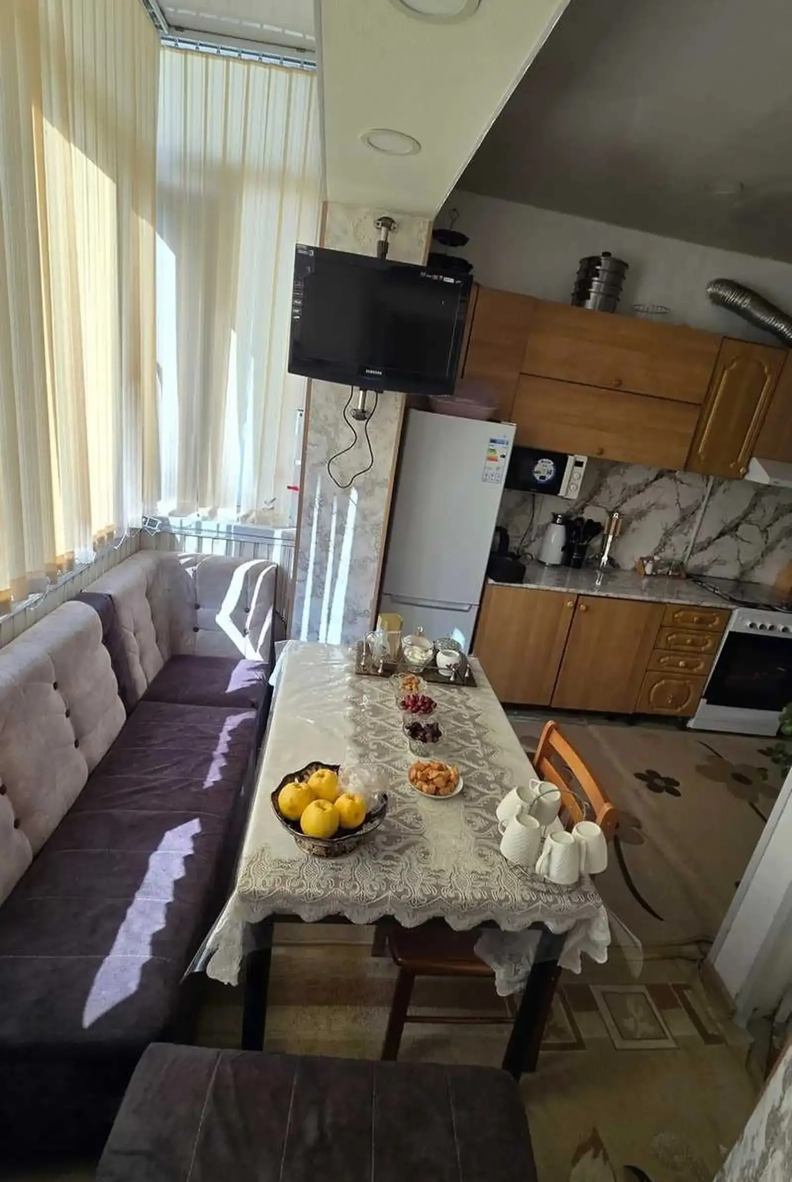 3-комн. квартира, 3 этаж, 57м², 84 мкр — миниатюра 1
