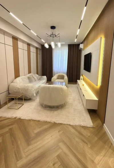 3-комн. квартира, 9 этаж, 121 м², Исмоили Сомони — миниатюра 1