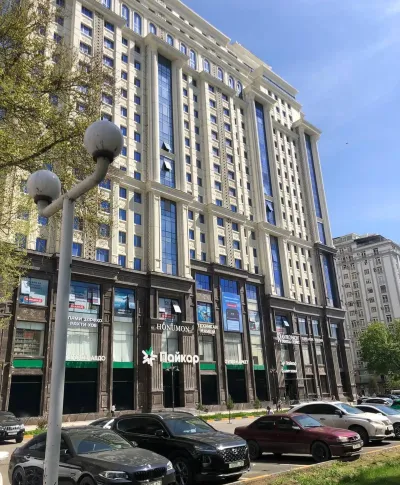 3-комн. квартира, 15 этаж, 137 м², Исмоили Cомони