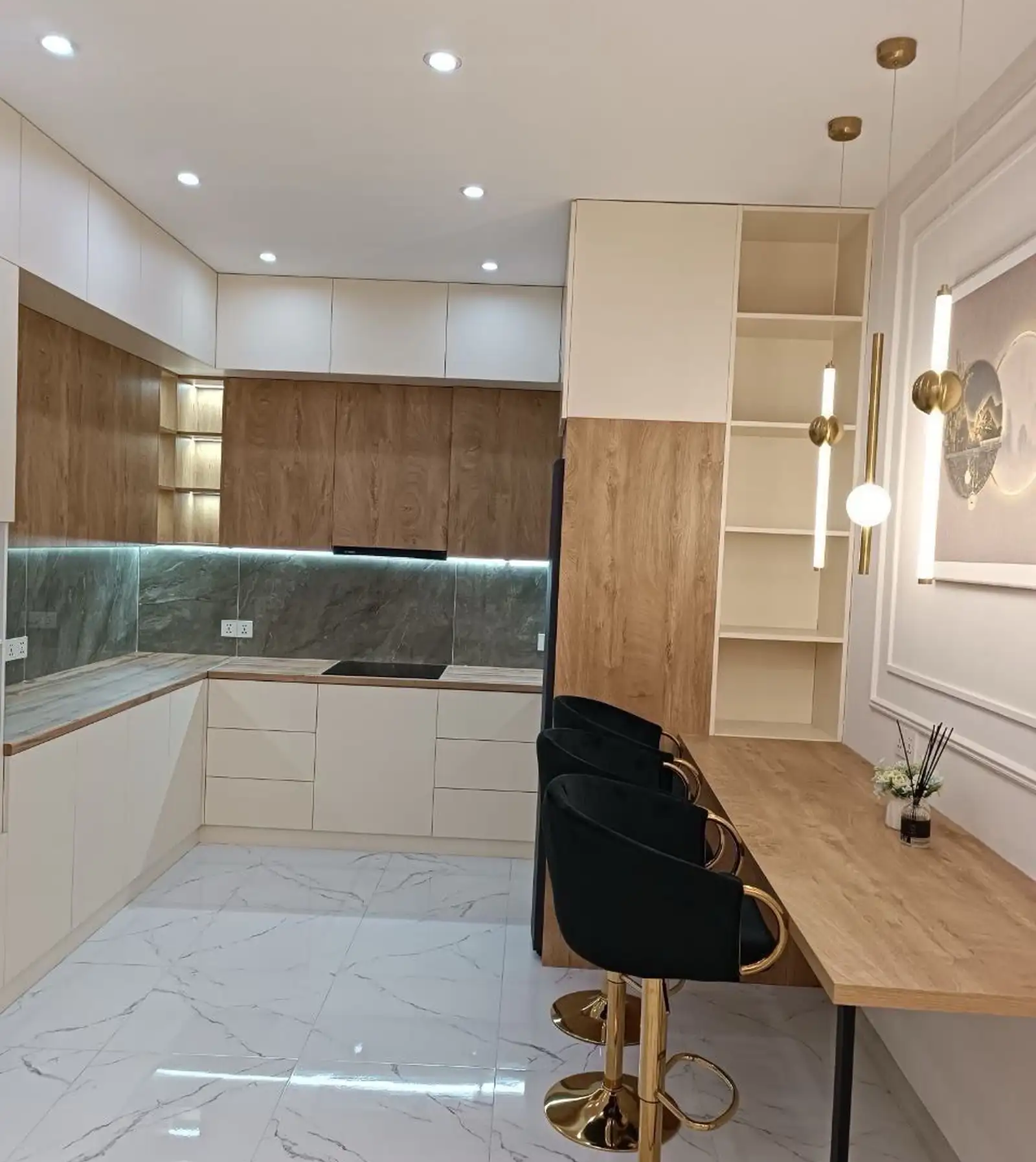 3-комн. квартира, 15 этаж, 110м², Шохмансур, Овир,доми Жасмин — миниатюра 8