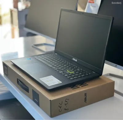 Ноутбук Asus Cel 8/512Gb