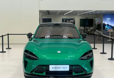 Xiaomi SU7, 2025