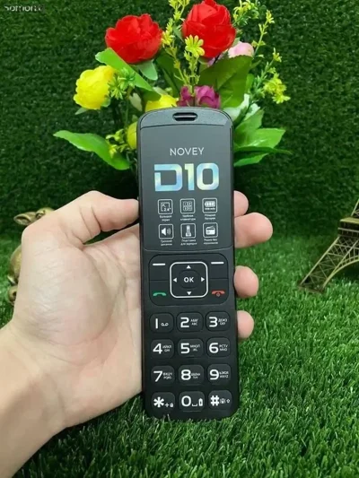 Novey Мобильный Телефон D10 4 gb