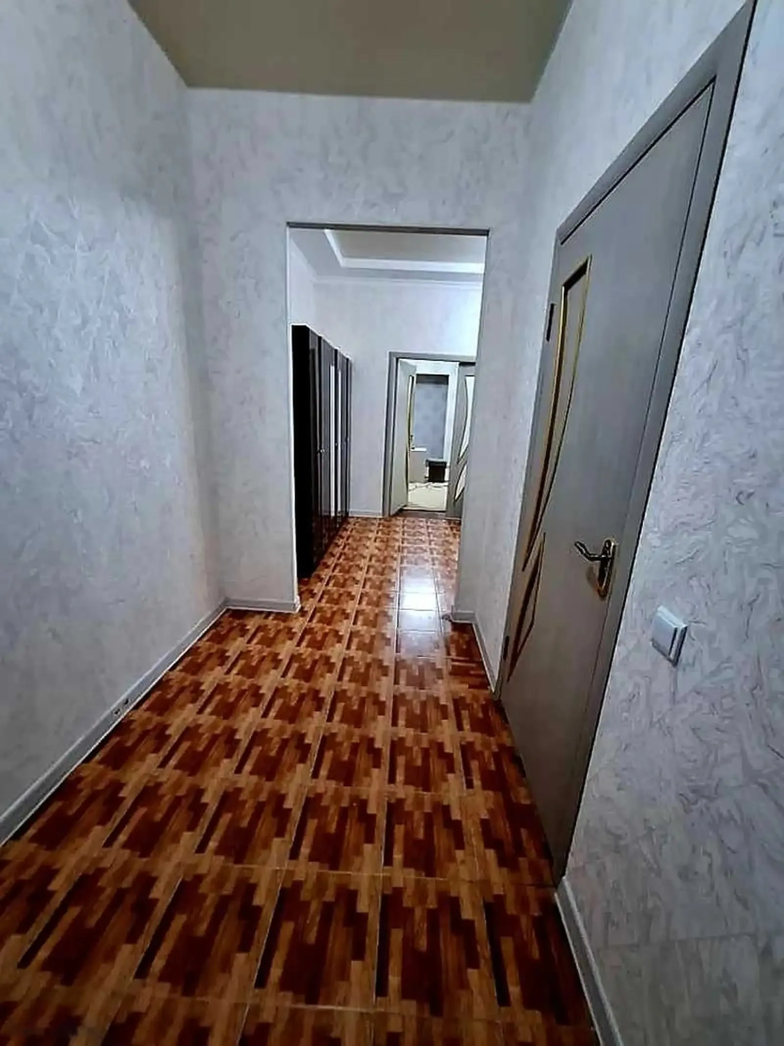 3-комн. квартира, 6 этаж, 95м², Сомони — миниатюра 5