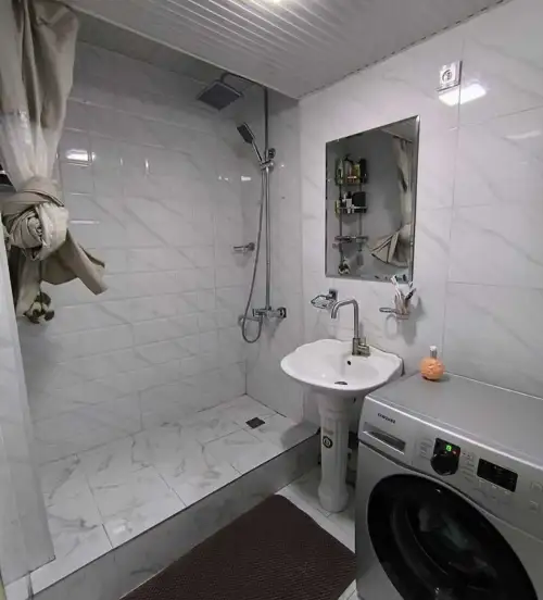 5-комн. квартира, 3 этаж, 90 м², Фирдавси — миниатюра 7