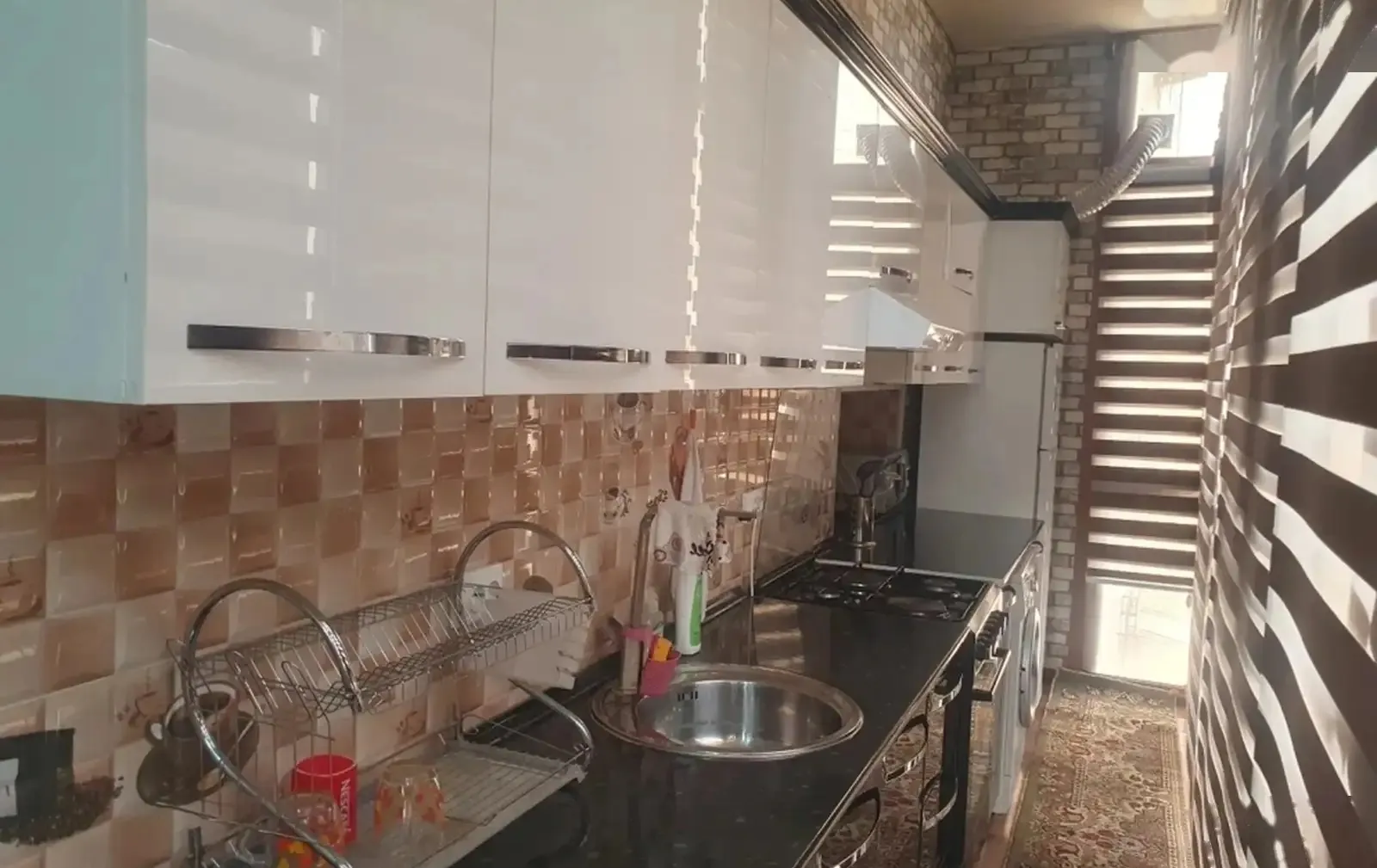 3-комн. квартира, 5 этаж, 75м², 13 Мкр Кохи Рудаки. — миниатюра 3