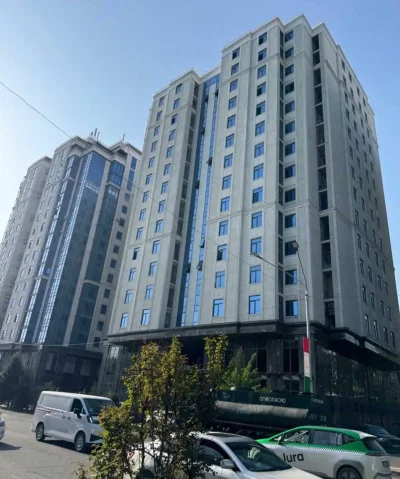 3-комн. квартира, 10 этаж, 100 м², Шохмансур — миниатюра 1