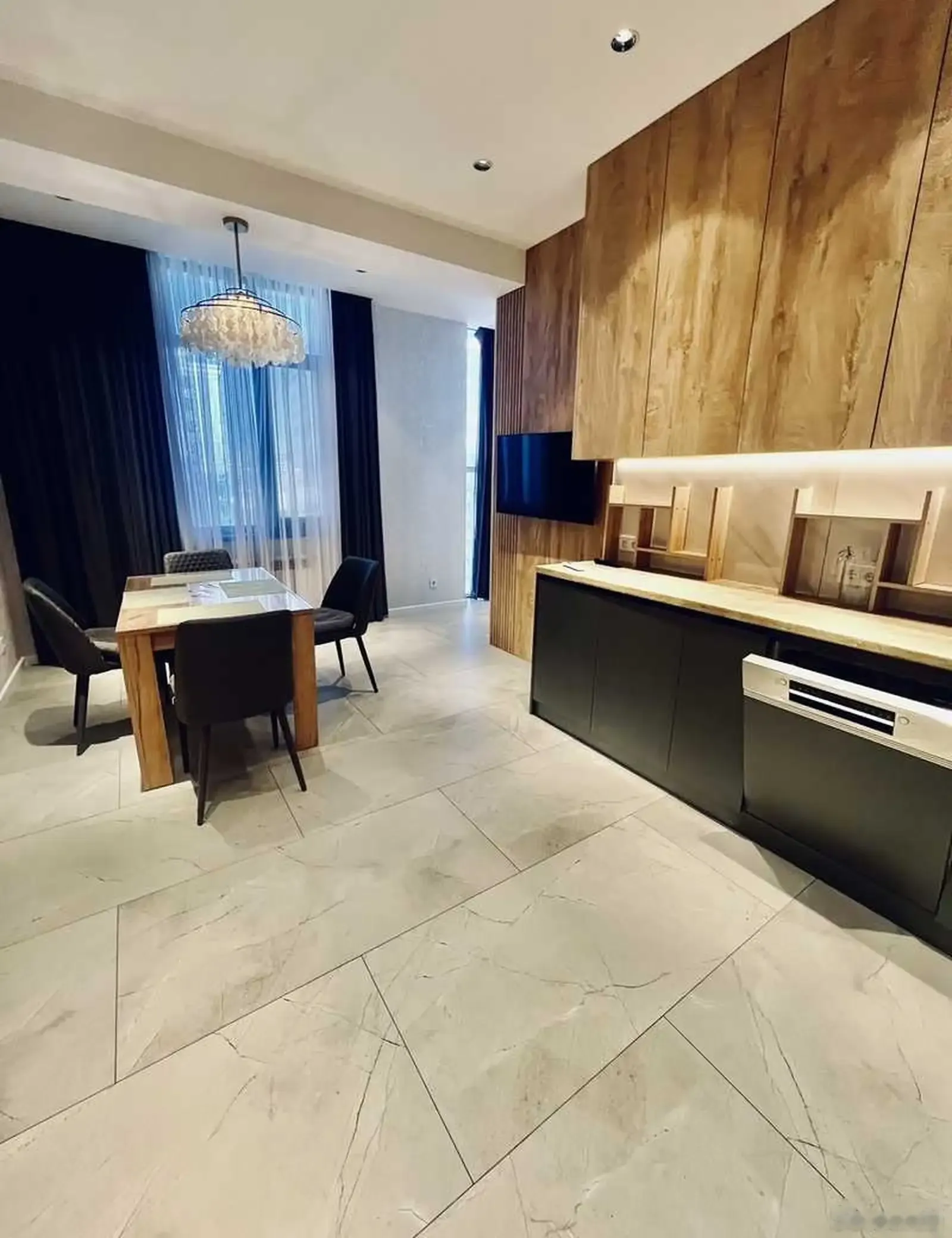 2-комн. квартира, 12 этаж, 115м², ЦУМ — миниатюра 6