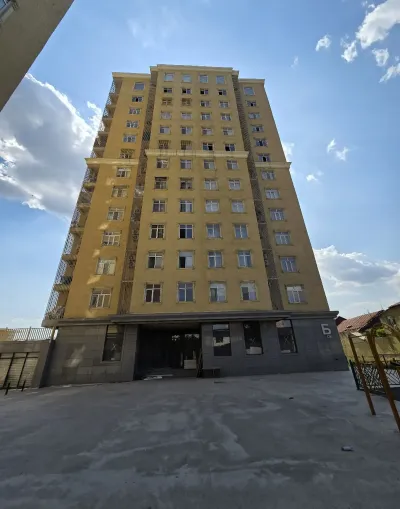 3-комн. квартира, 6 этаж, 138 м², Н.Шохмансур 9-вал — миниатюра 1