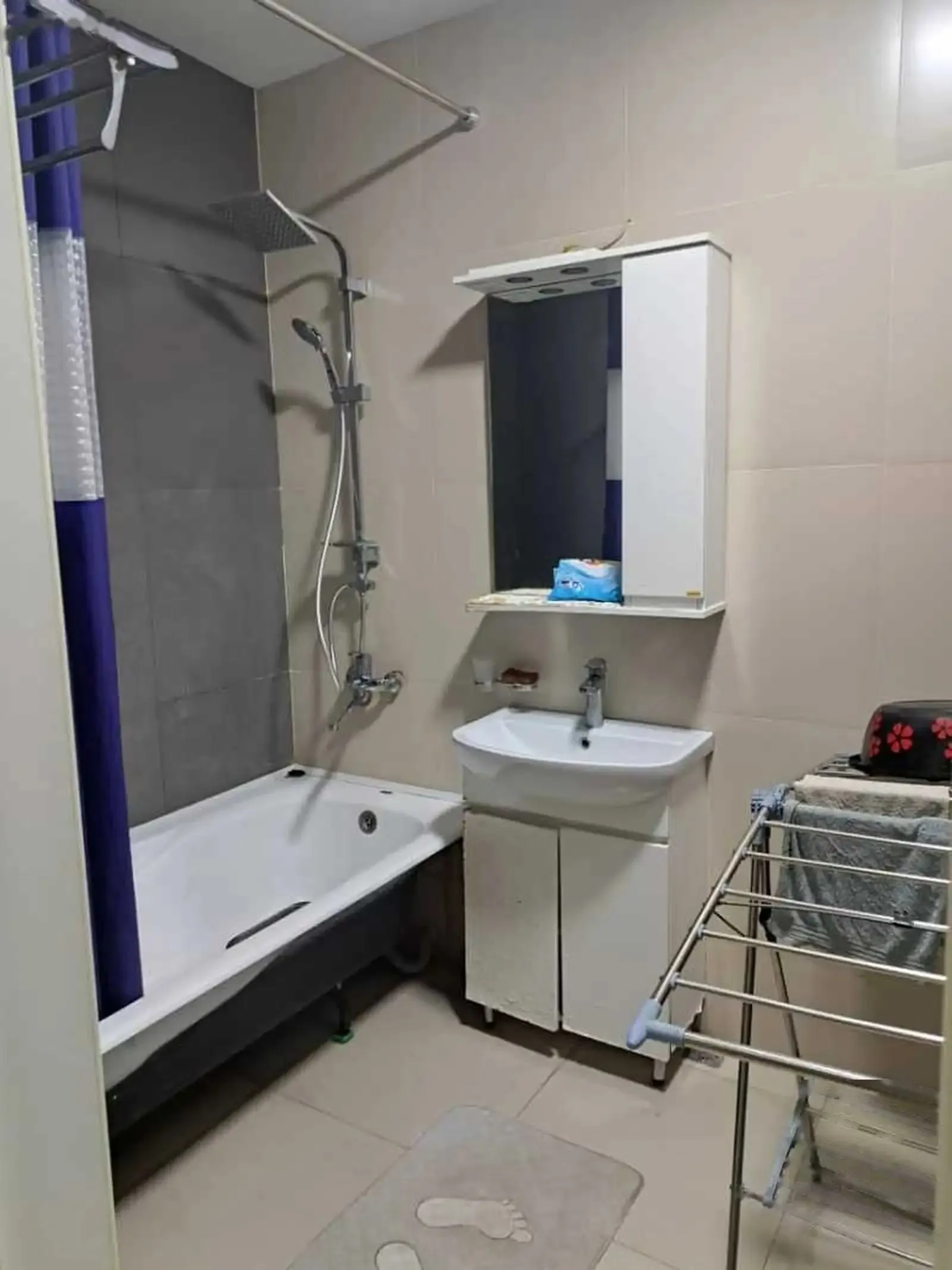 2-комн. квартира, 9 этаж, 70м², Сино