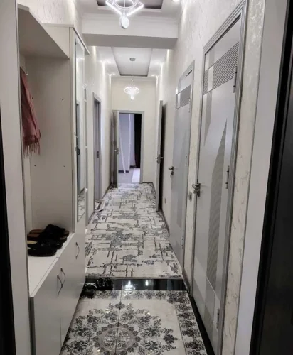 3-комн. квартира, 8 этаж, 70м², Цирк — миниатюра 1