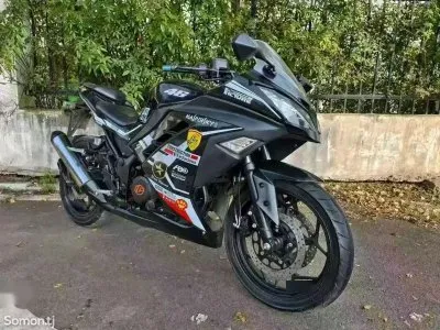 Мотоцикл Kawasaki — миниатюра 1