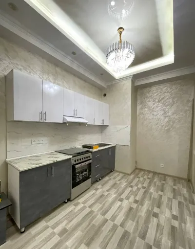 2-комн. квартира, 10 этаж, 84 м², 8 мкр — миниатюра 7