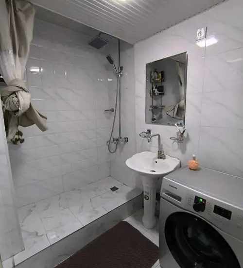 5-комн. квартира, 3 этаж, 90 м², Фирдавси — миниатюра 12