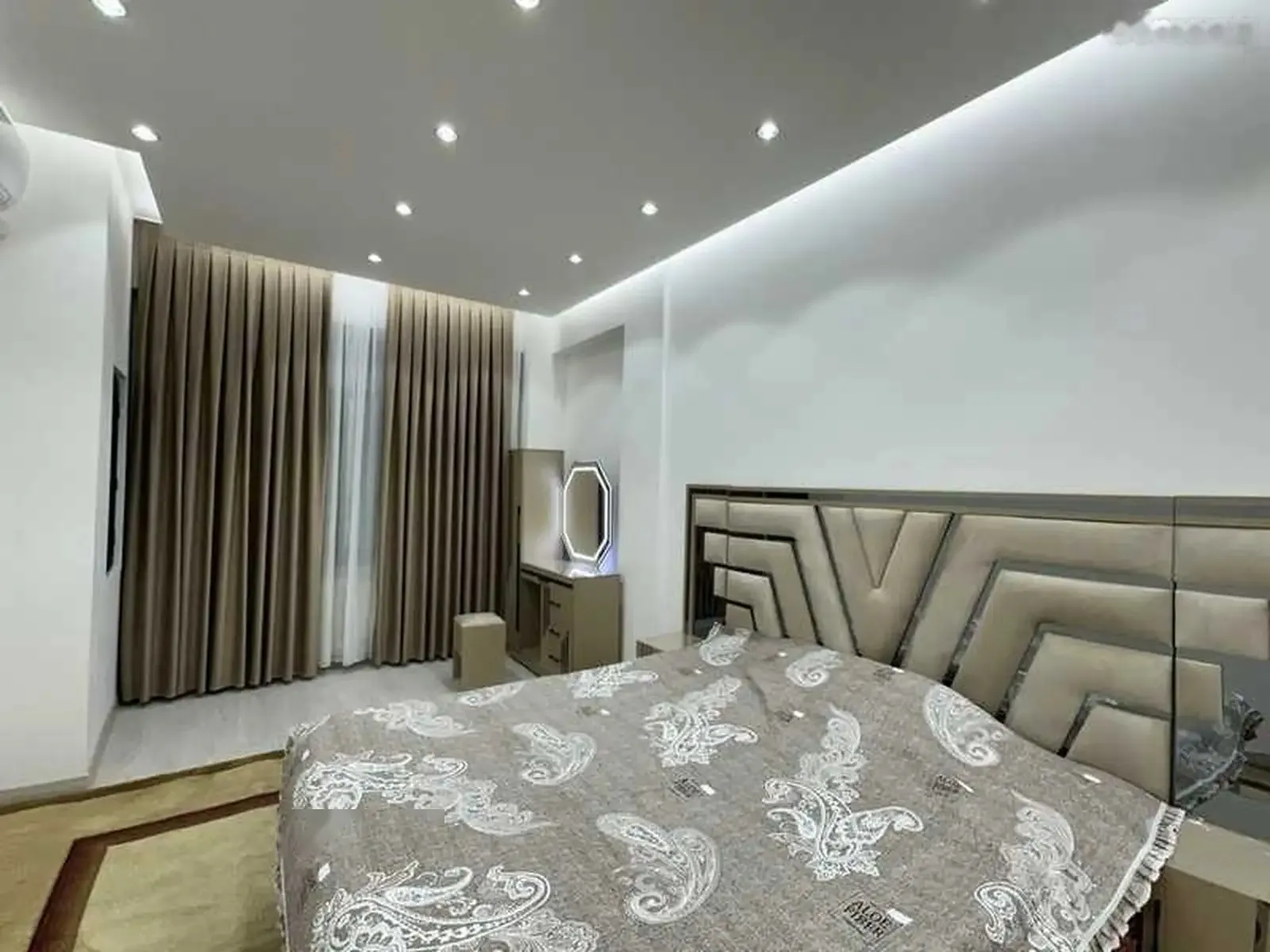 2-комн. квартира, 12 этаж, 92м², Дом печать Baby Shop — миниатюра 2