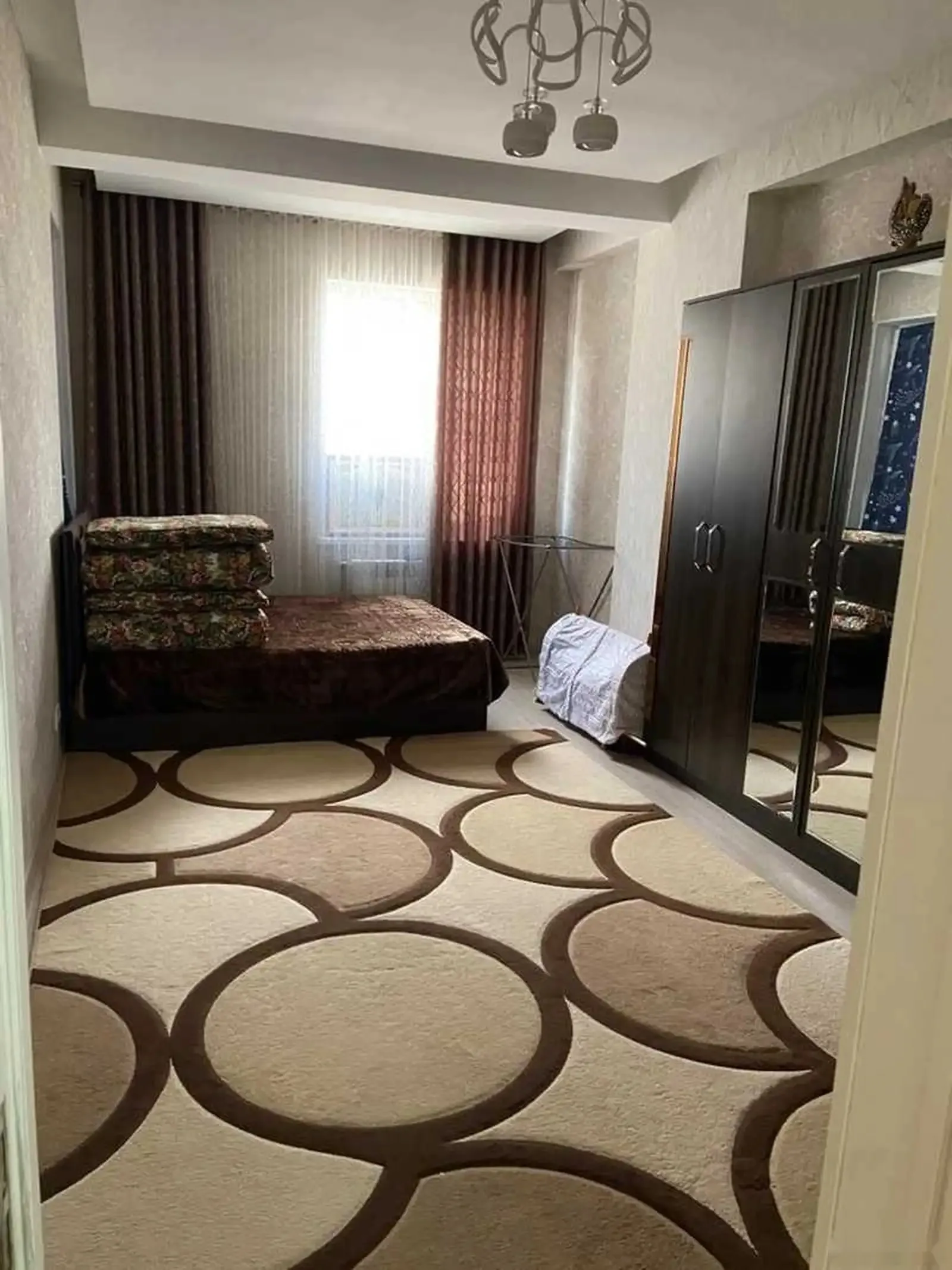 2-комн. квартира, 4 этаж, 63м², 112 мкр дом Пайкар — миниатюра 1