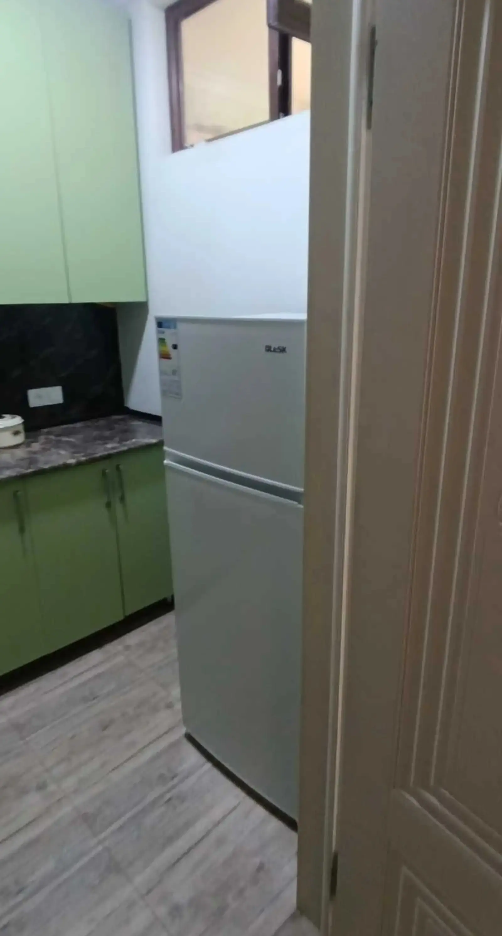 3-комн. квартира, 11 этаж, 72м², Фирдавси — миниатюра 4