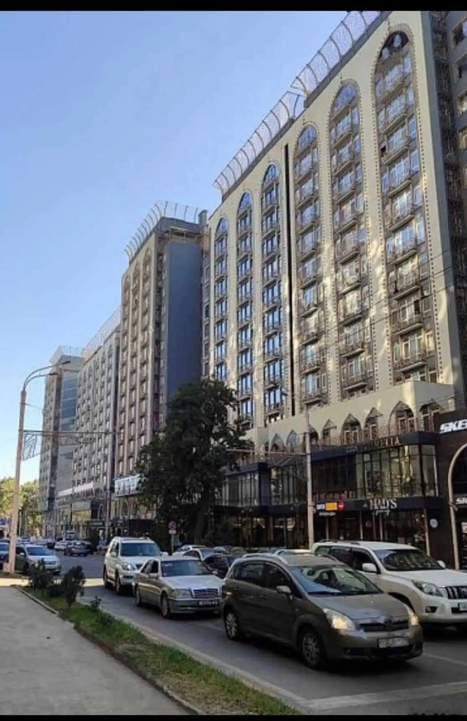 3-комн. квартира, 3 этаж, 120м², Исмоили Сомони — миниатюра 9