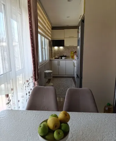 3-комн. квартира, 4 этаж, 85 м², Рудаки 88, Кирпичный дом, Доми Чойхонаи Деха, самбусаи 1 — миниатюра 2