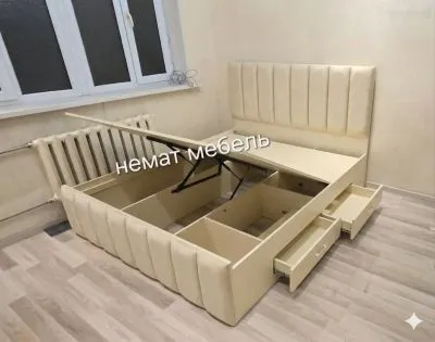 Двуспальный кровать