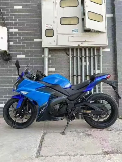 Мотоцикл Kawasaki — миниатюра 2