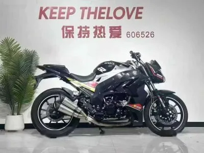 Мотоцикл BMW 400RR
