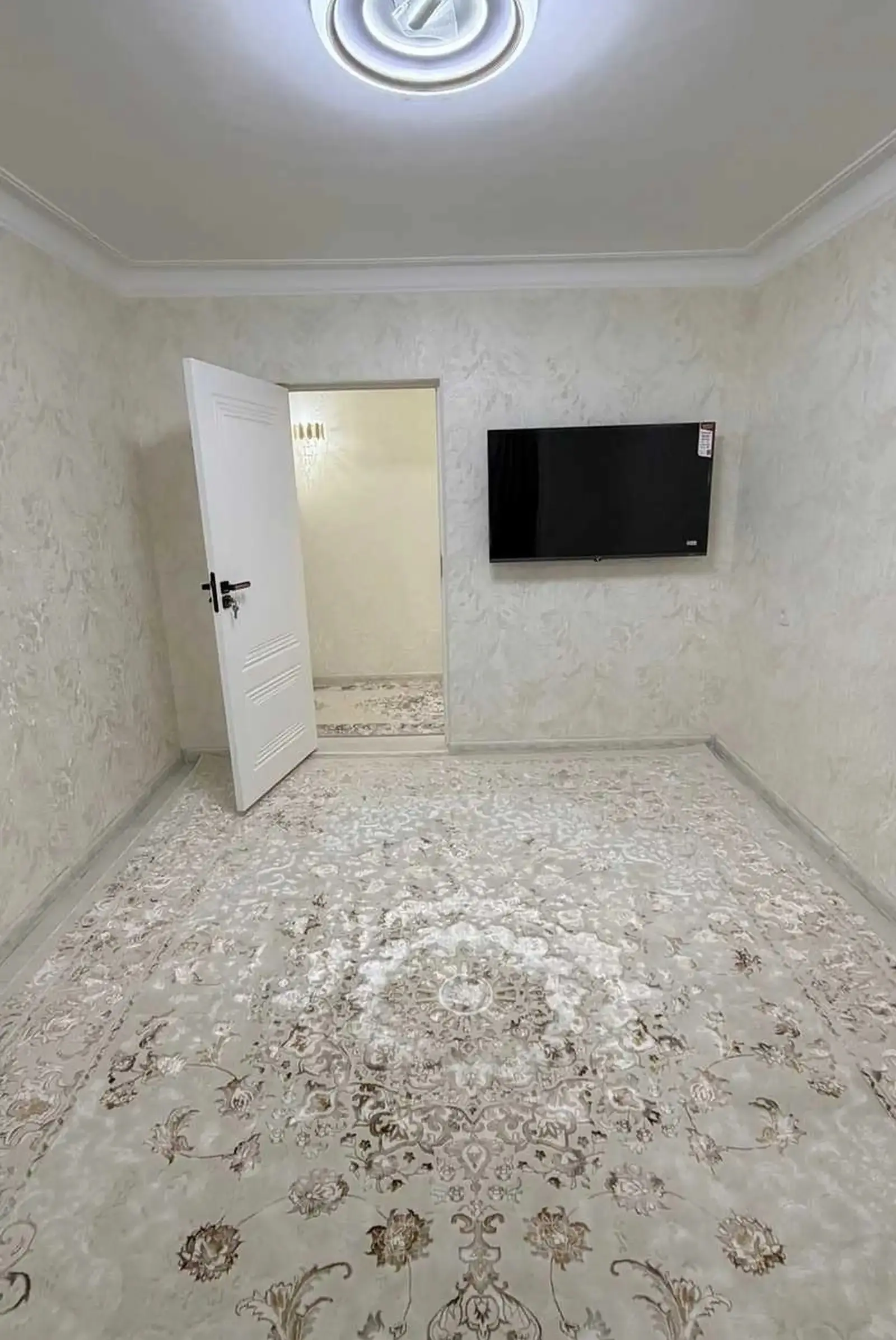 2-комн. квартира, 1 этаж, 50м², Аэропорт — миниатюра 3