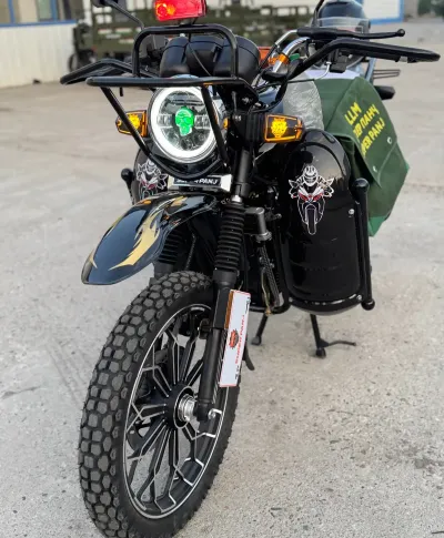 Мотоцикл GSX Suzuki 200
