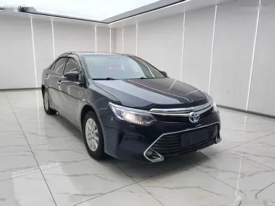 Toyota Camry, 2016