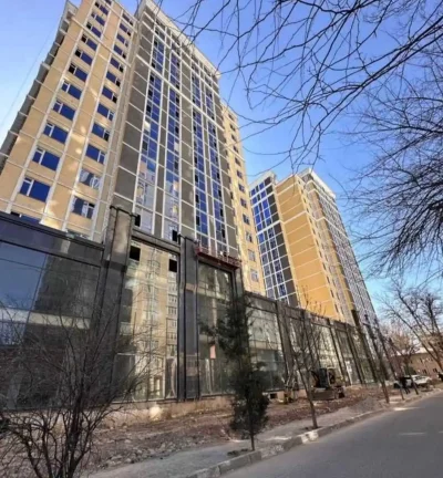 3-комн. квартира, 15 этаж, 120 м², Шохмансур — миниатюра 1
