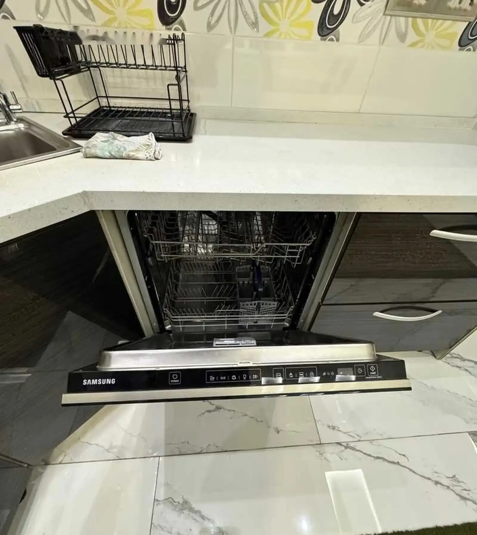 3-комн. квартира, 10 этаж, 107м², Шохмансур — миниатюра 3