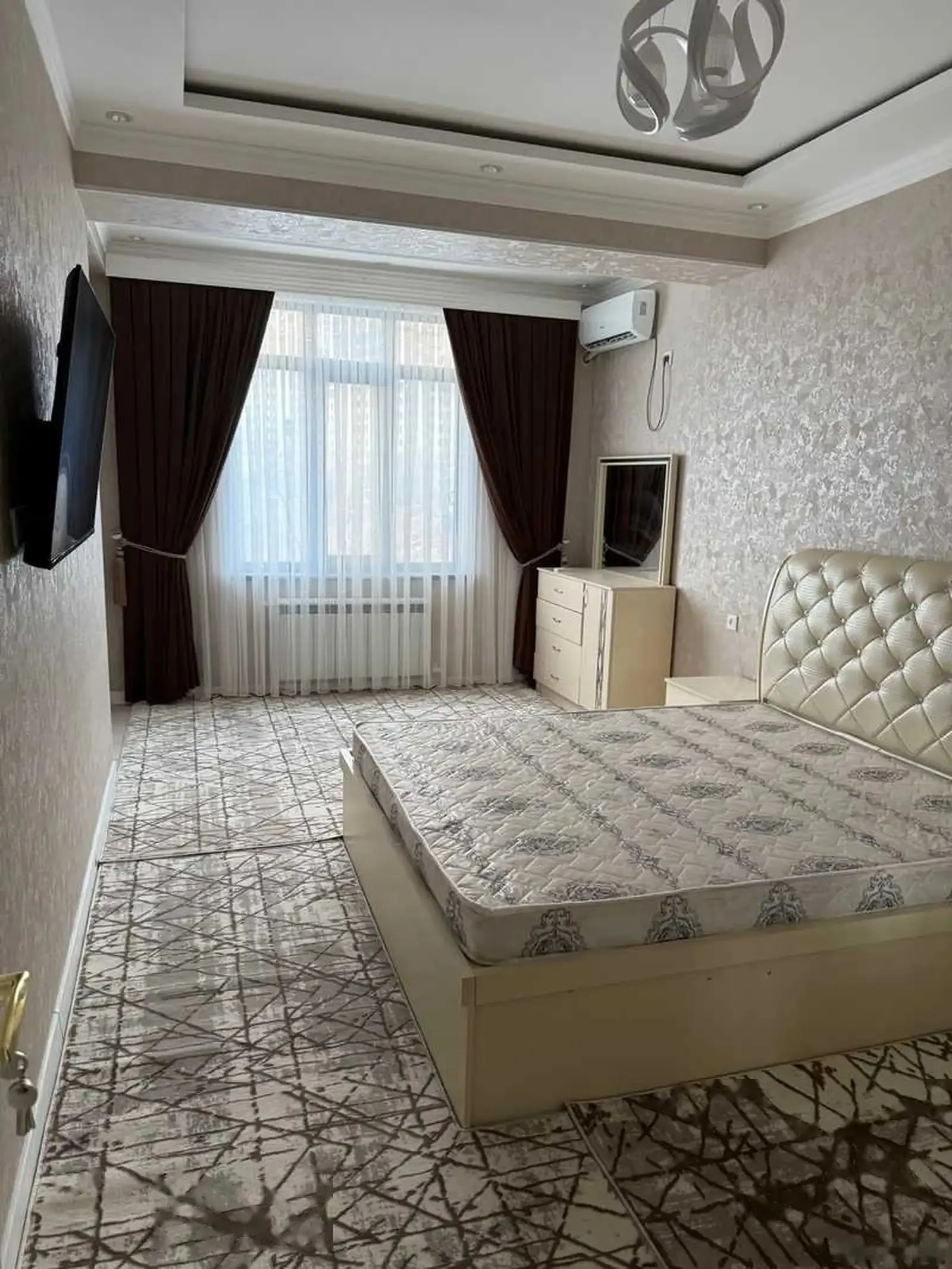 3-комн. квартира, 6 этаж, 110м², танка Увд — миниатюра 3