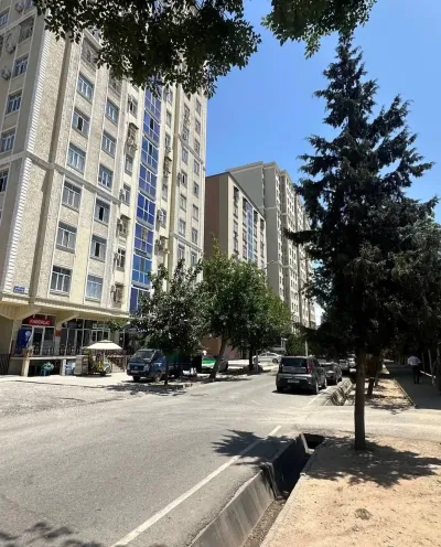 3-комн. квартира, 5 этаж, 93 м², Цирк, наздики молодежный — миниатюра 1