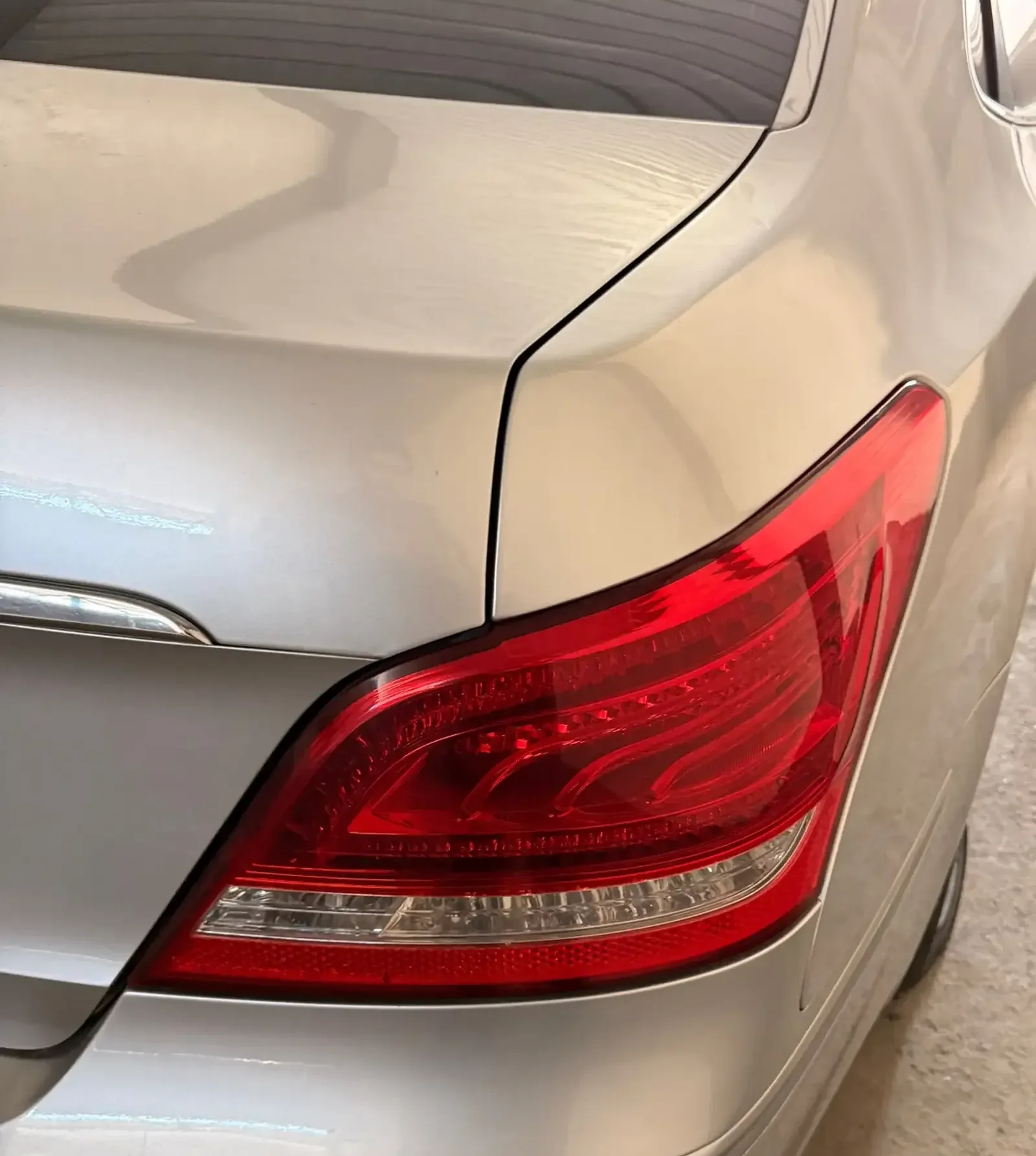 Задняя стоп фара Hyundai Eques 2010-