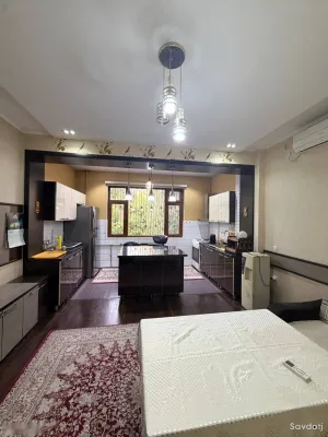 4-комн. квартира, 3 этаж, 126м², и сомони