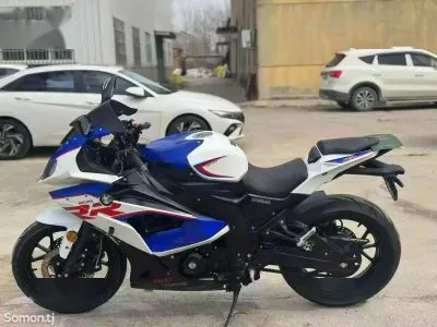 Мотоцикл BMW 450 R