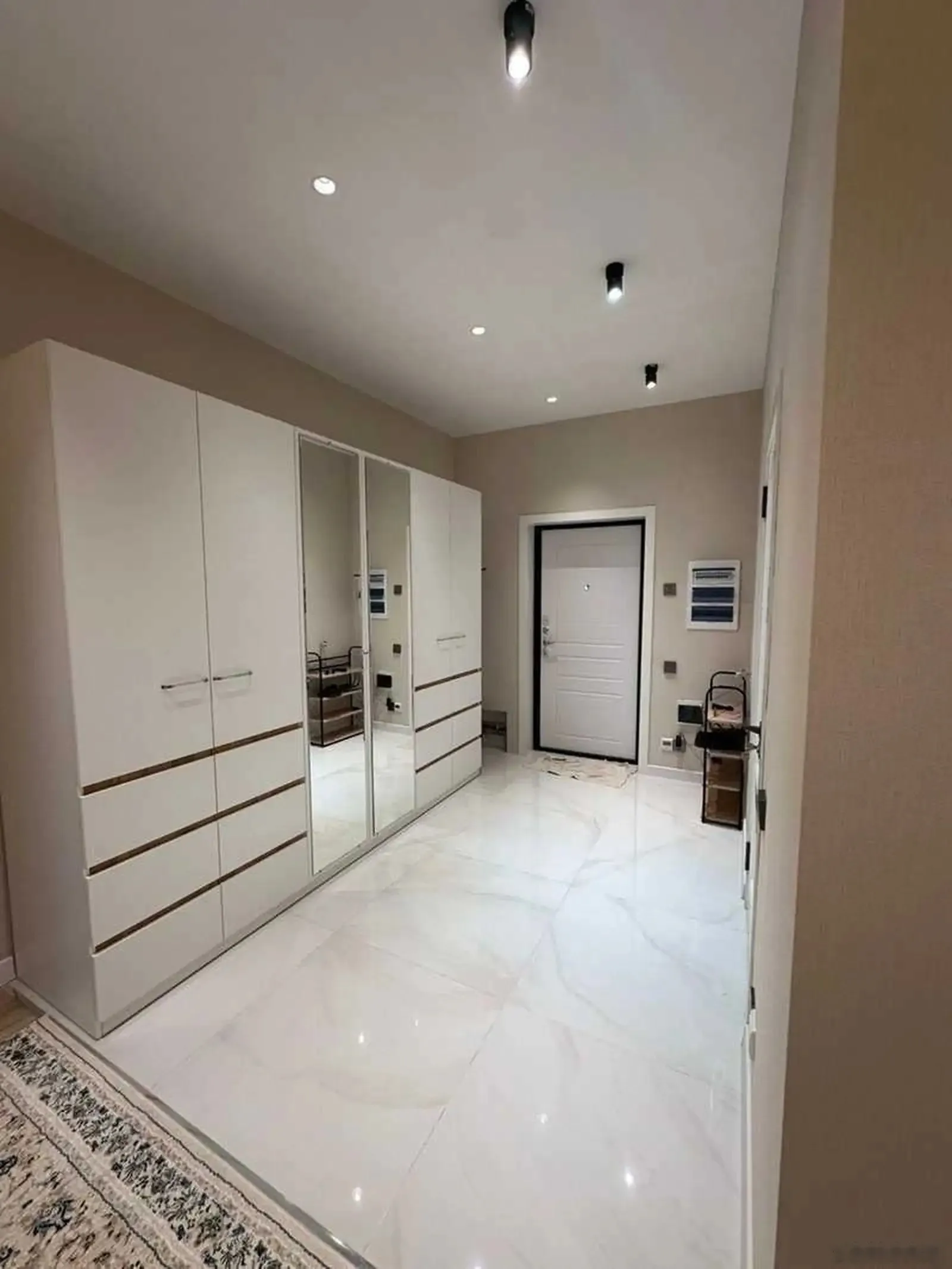 2-комн. квартира, 17 этаж, 100м², бари гостницаи Hilton — миниатюра 6