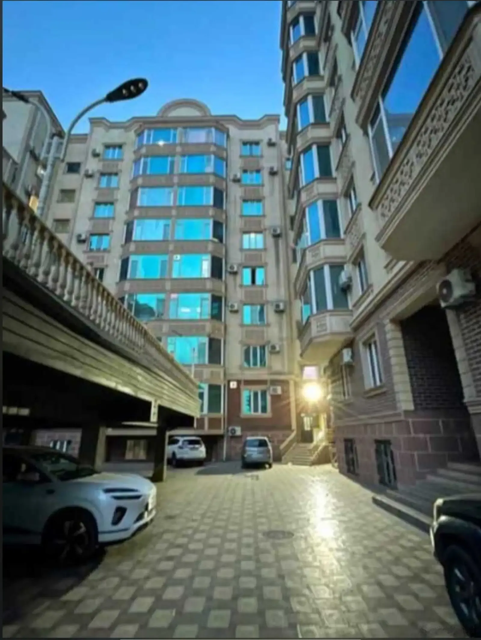 1-комн. квартира, Цокольный этаж, 37 м², 19мкр — миниатюра 5