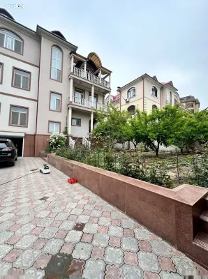 3-этажный, 9 комнатный дом, 780 м², 112 мкр, АЗС Зоир-Ойл, Кольцевая Калинина, Сино