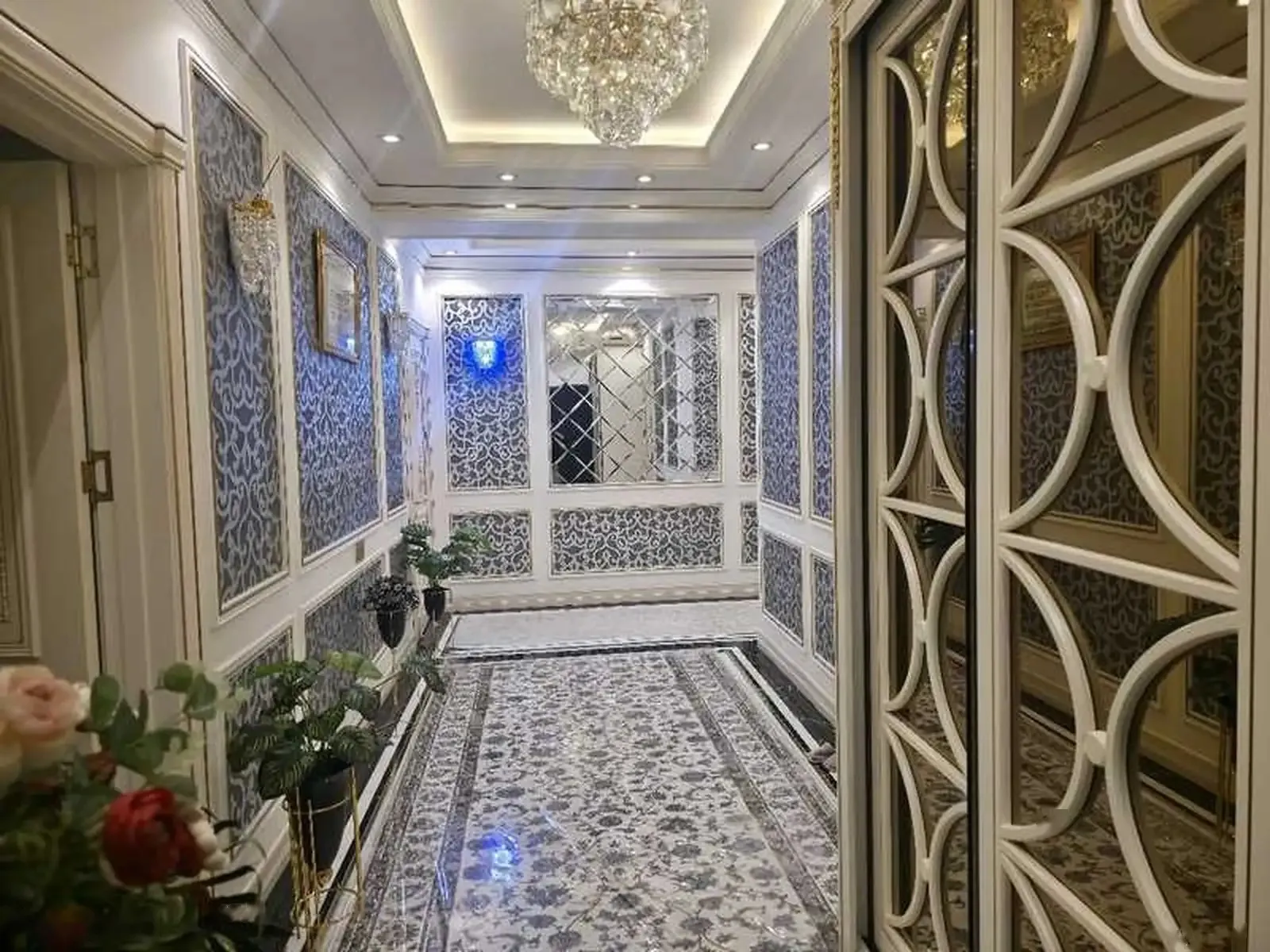 4-комн. квартира, 10 этаж, 150м², пеши Парламент