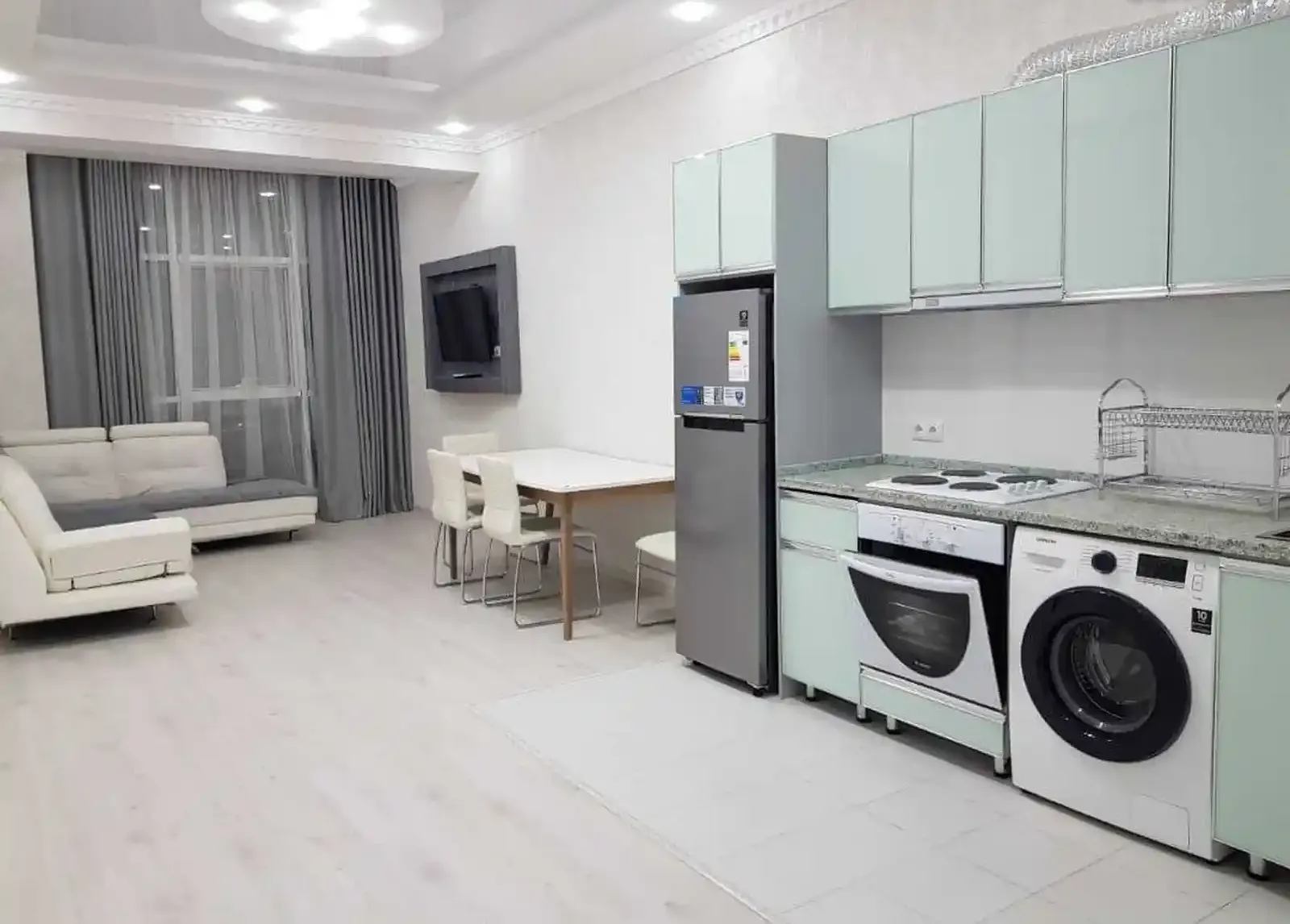 3-комн. квартира, 10 этаж, Ашан
