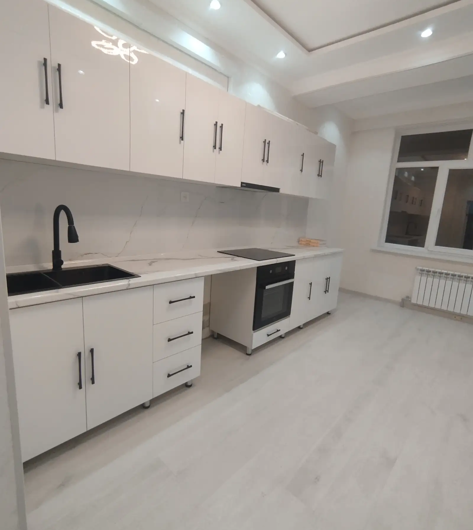 2-комн. квартира, 11 этаж, 80м², Шохмансур, наздикии Посольство Турции, ру ба руи Вавилон Т — миниатюра 1