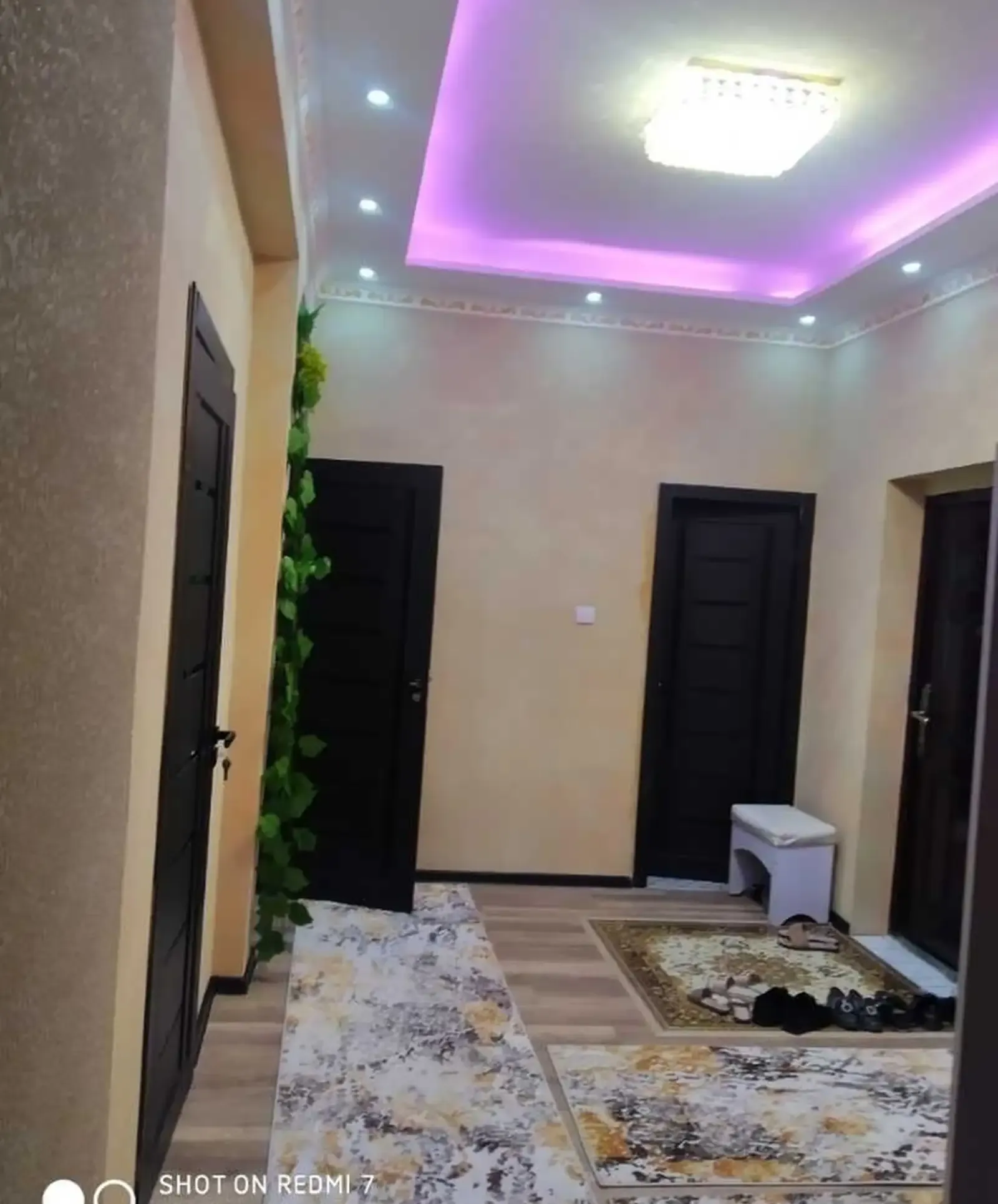 3-комн. квартира, 9 этаж, 100м², Н.Фирдавси.Саховат — миниатюра 1