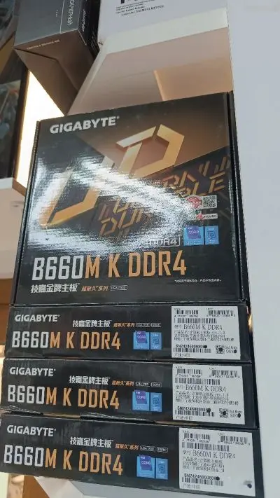 Материнская плата
