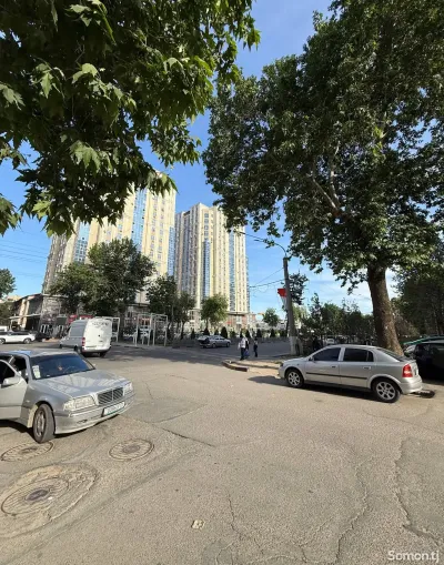 3-комн. квартира, 3 этаж, 82 м², Молодежный,Мактаби 28 — миниатюра 1