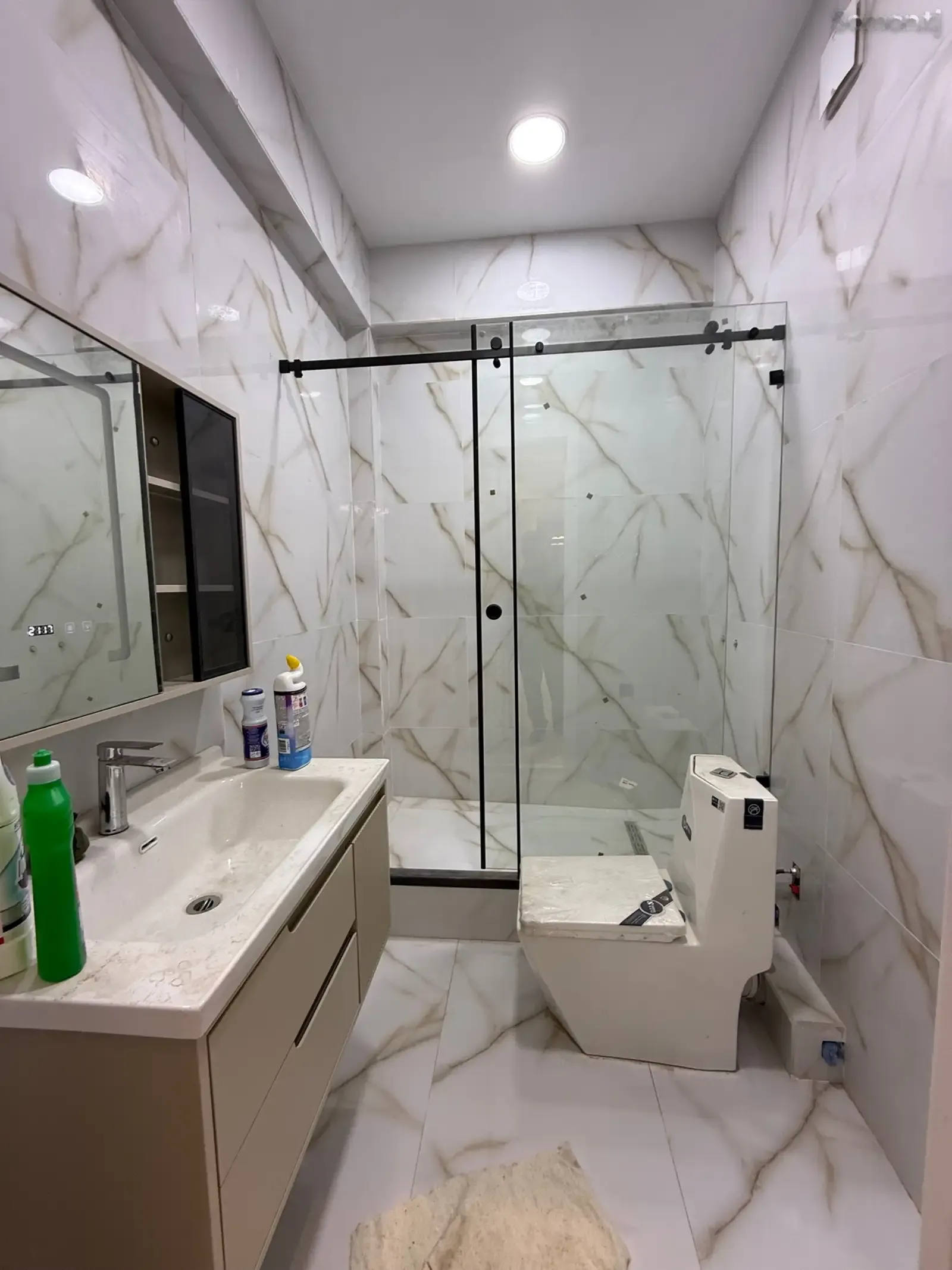 2-комн. квартира, 12 этаж, 92 м², Шохмансур