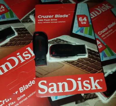 USB флешка Cruze Black 64Gb