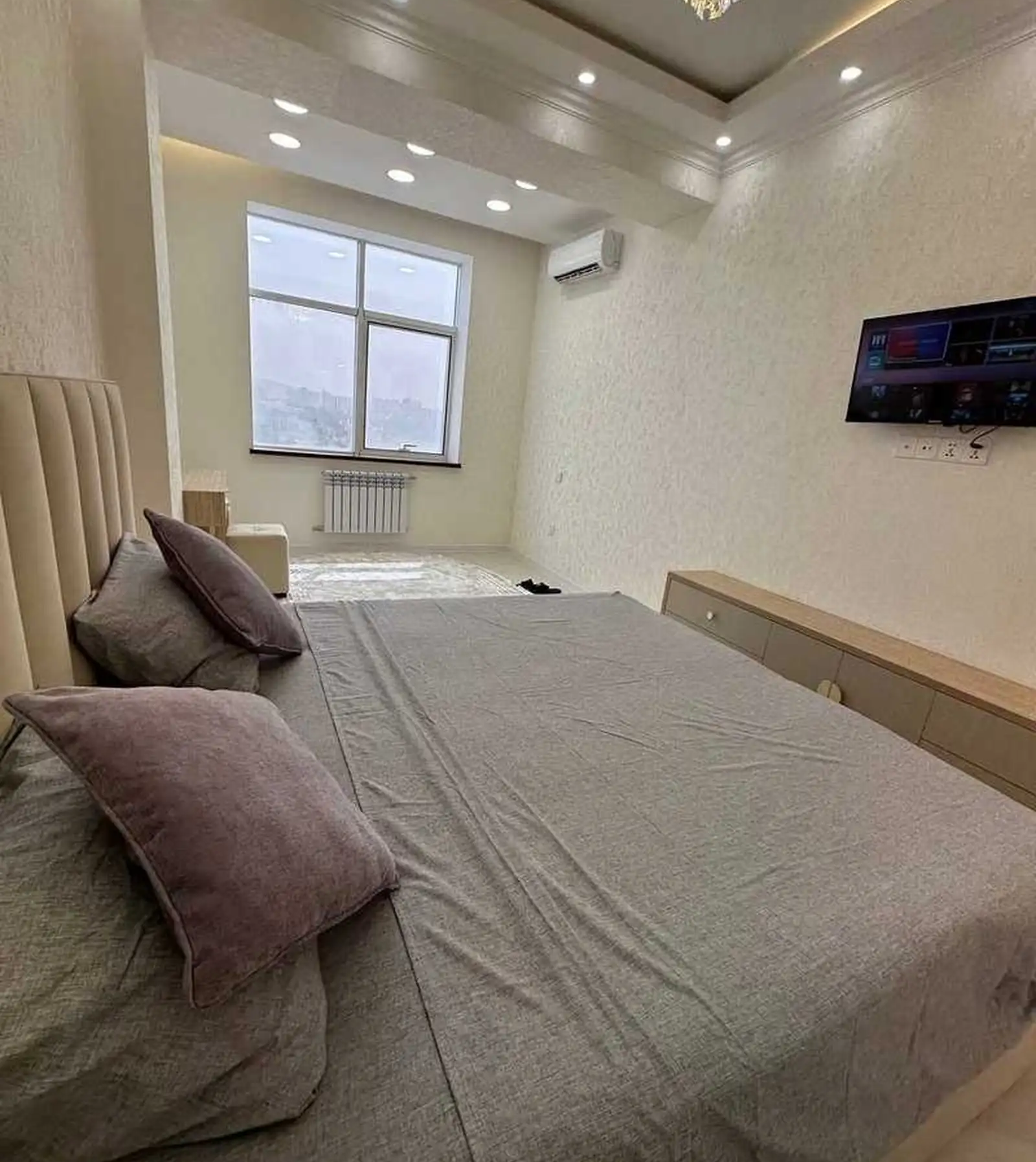 2-комн. квартира, 14 этаж, 65м², Караболо, Пеши Масчити Помириё — миниатюра 1